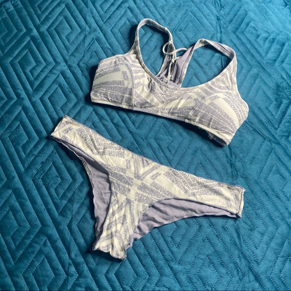 Rip Curl  Two Piece Cheeky Swimming Suit Size XL